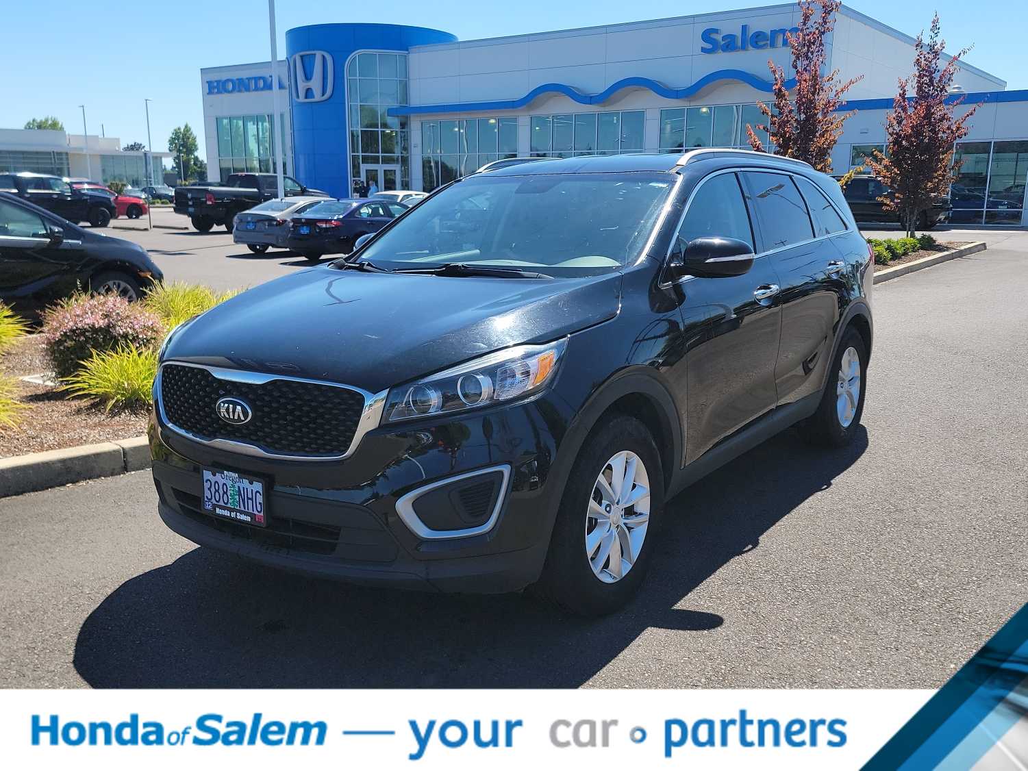 Thumbnail: 2017 Kia Sorento - 1