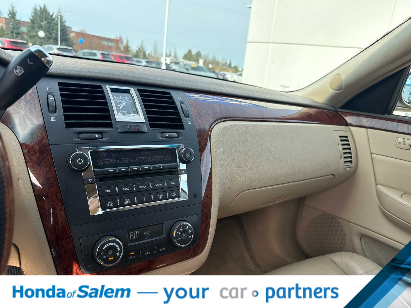 Thumbnail: 2006 Cadillac DTS - 16