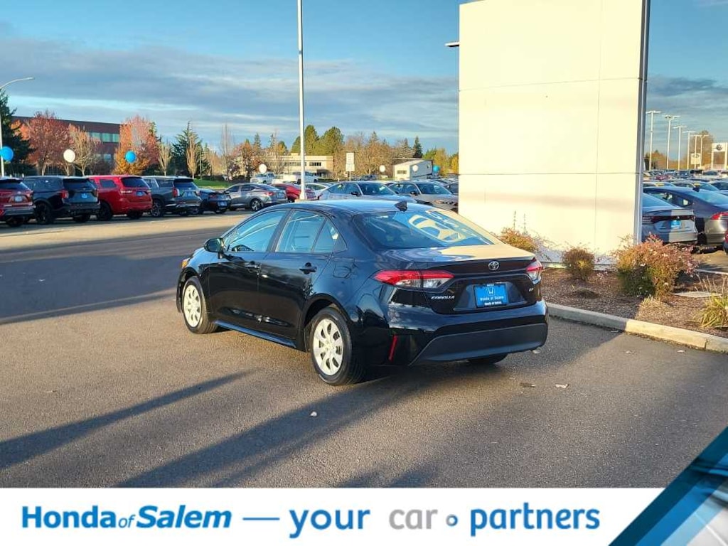 Used 2023 Toyota Corolla LE Sedan