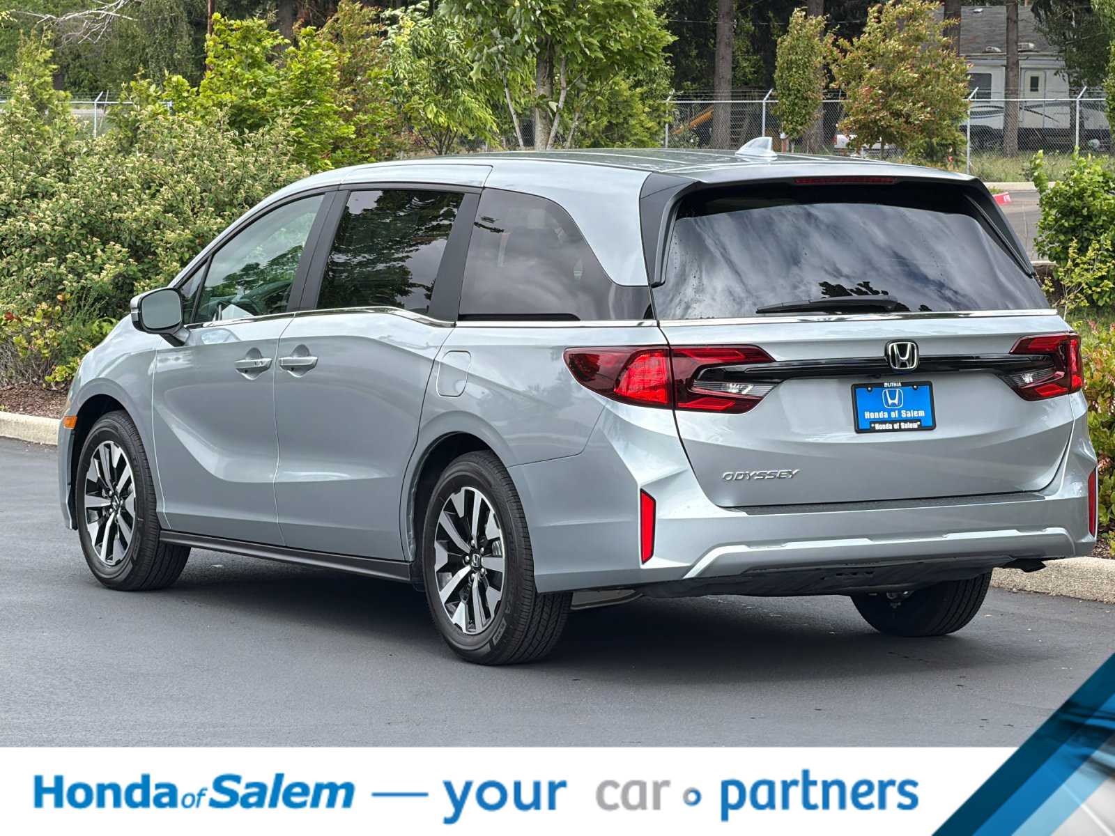 Thumbnail: 2026 Honda Odyssey - 6