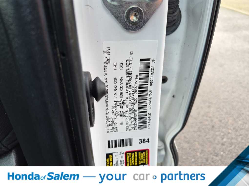 Thumbnail: 2023 Toyota Tacoma - 21