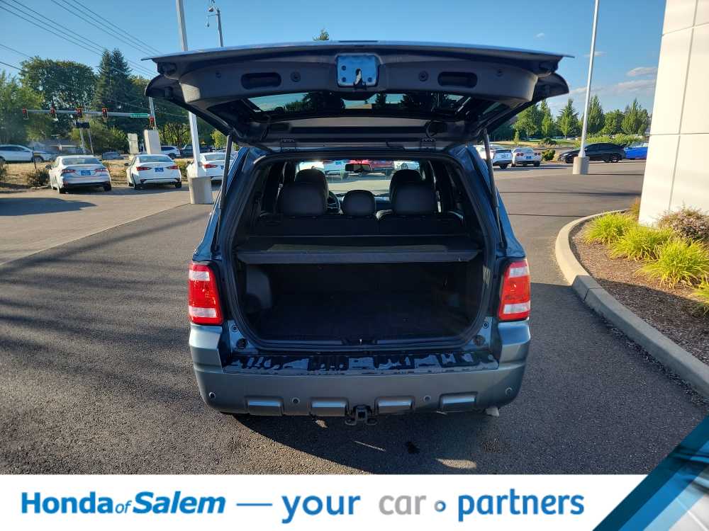Thumbnail: 2010 Ford Escape - 19