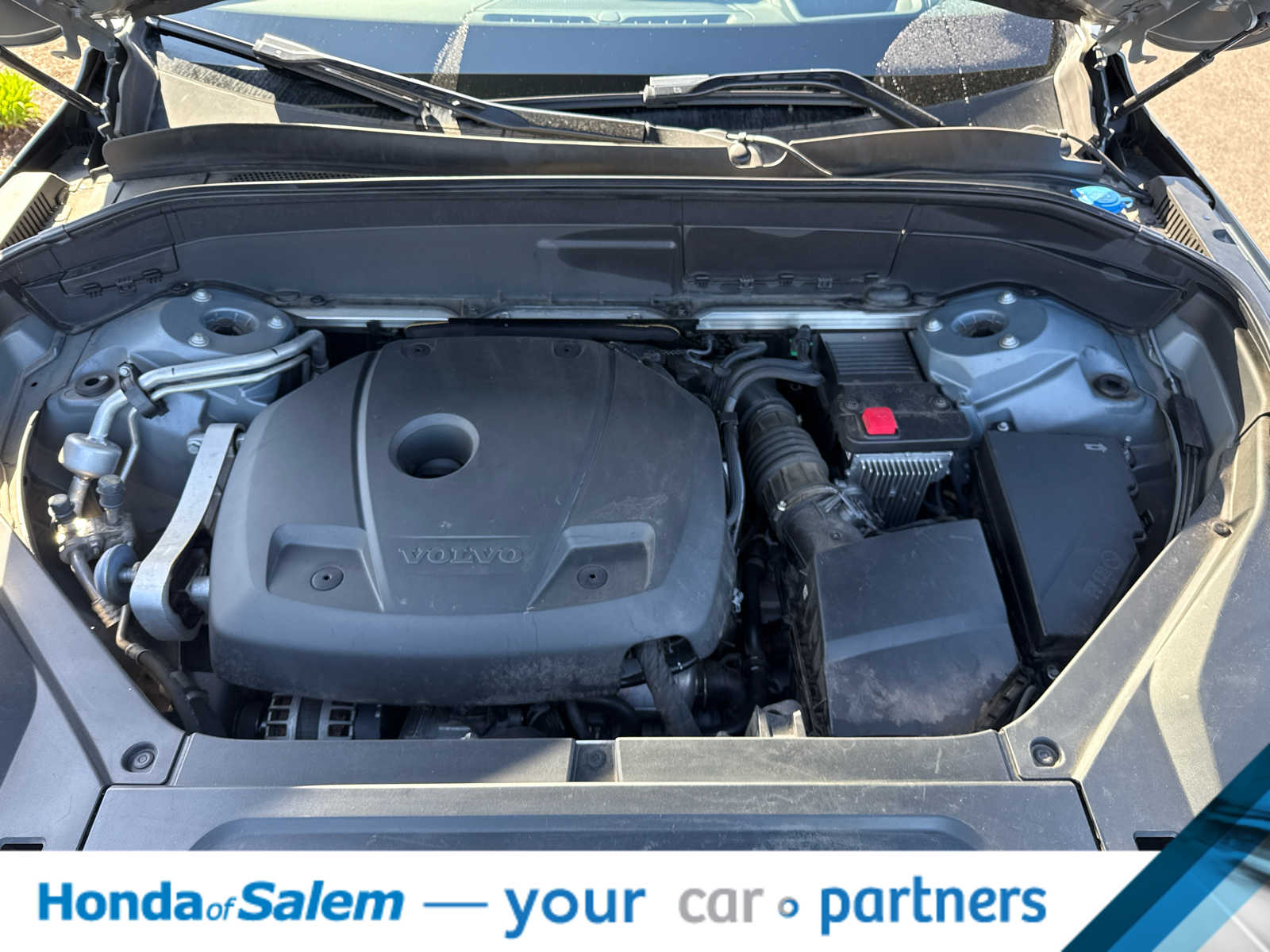 Thumbnail: 2020 Volvo XC90 - 9