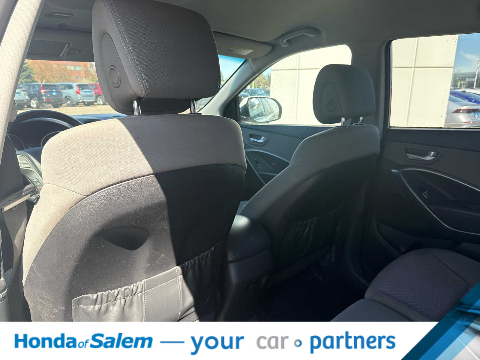 Thumbnail: 2013 Hyundai Santa Fe - 12