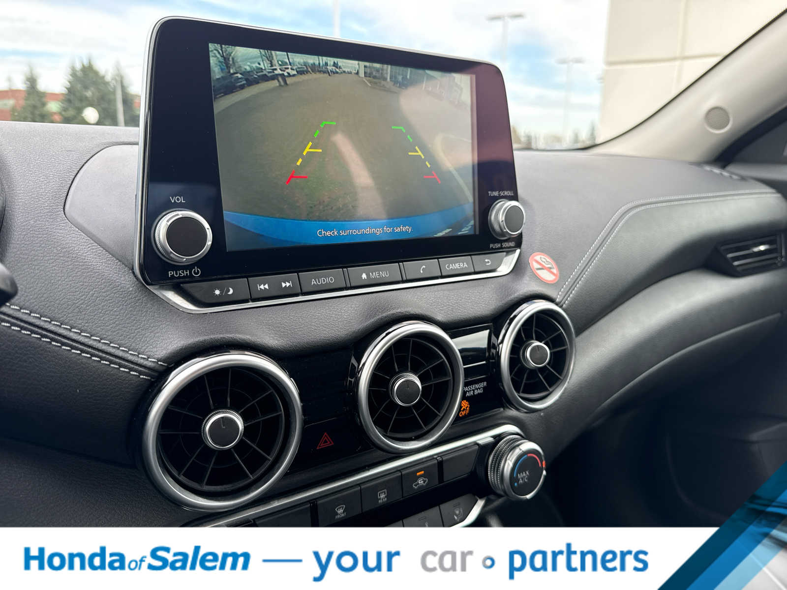 Thumbnail: 2023 Nissan Sentra - 16