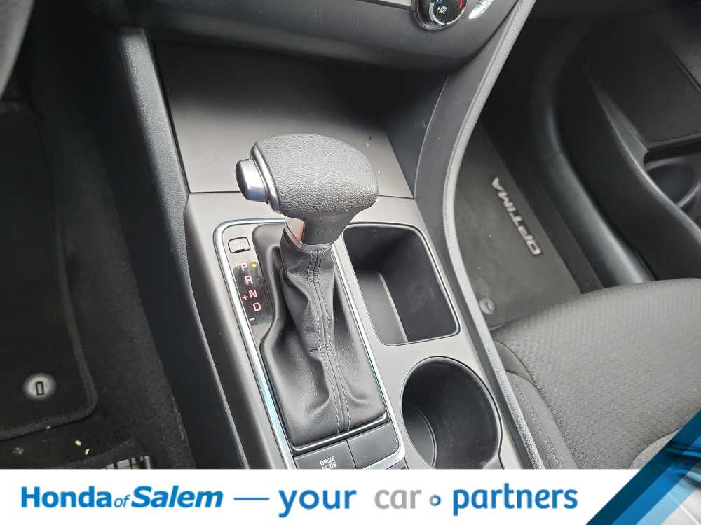 Thumbnail: 2016 Kia Optima - 17