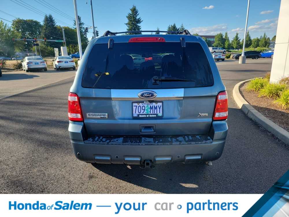 Thumbnail: 2010 Ford Escape - 5