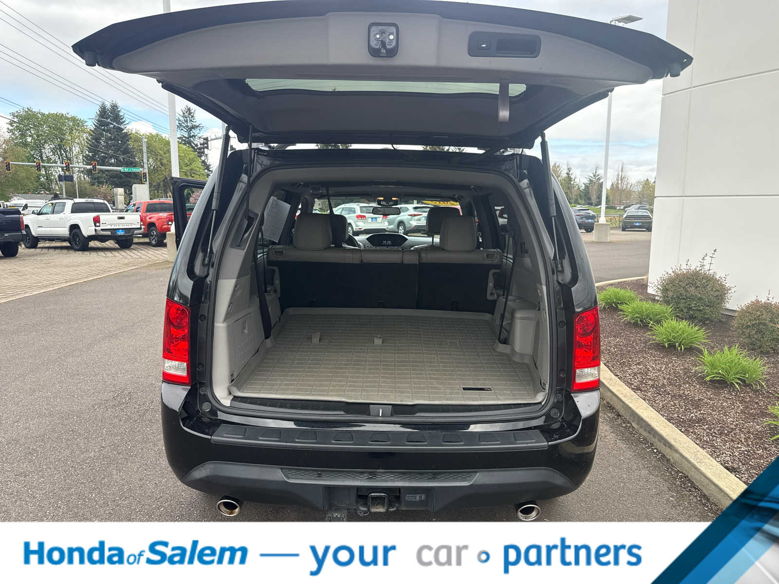 Thumbnail: 2015 Honda Pilot - 19