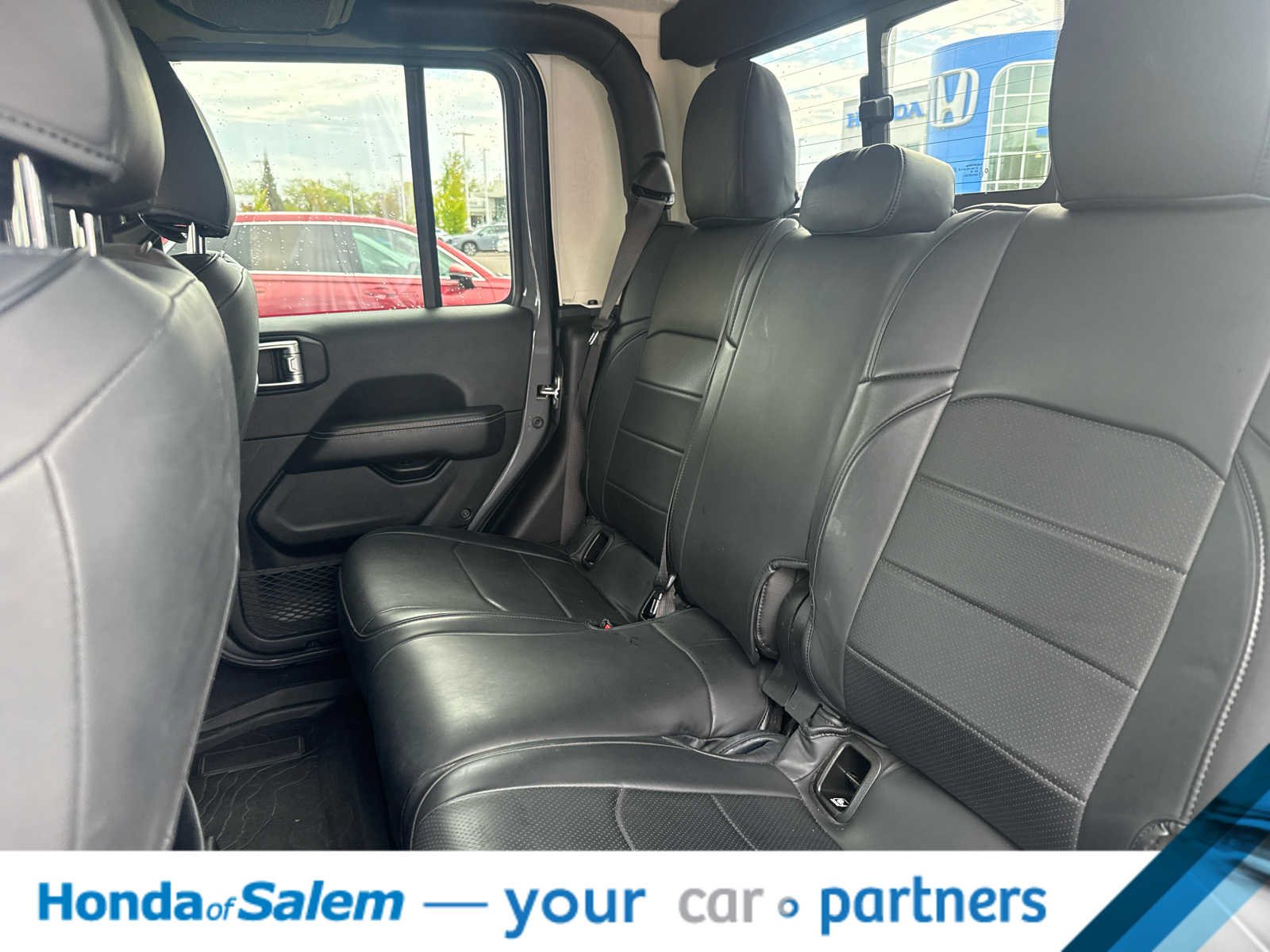 Thumbnail: 2021 Jeep Gladiator - 13