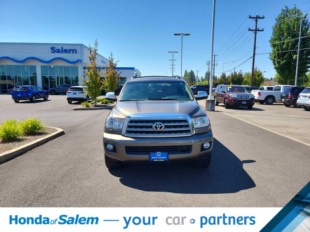 Thumbnail: 2017 Toyota Sequoia - 6