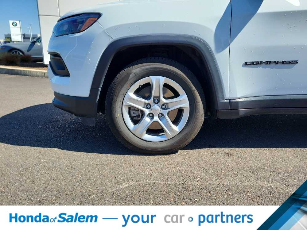 Thumbnail: 2024 Jeep Compass - 8