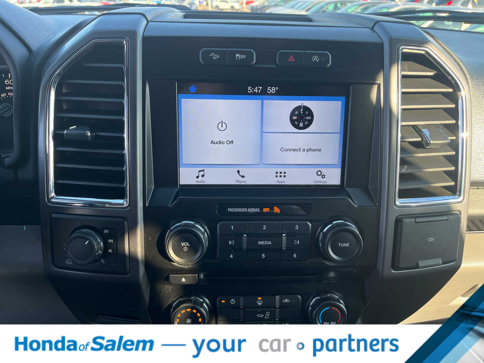 Thumbnail: 2016 Ford F-150 - 16