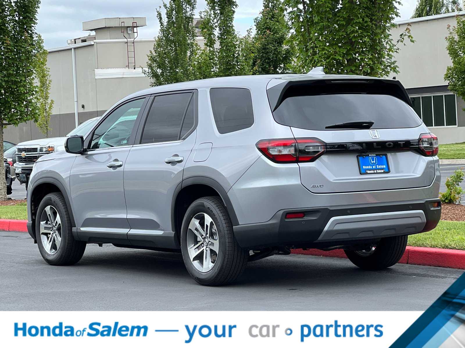 Thumbnail: 2025 Honda Pilot - 6