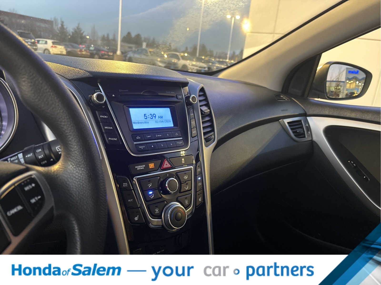 Thumbnail: 2014 Hyundai Elantra - 20