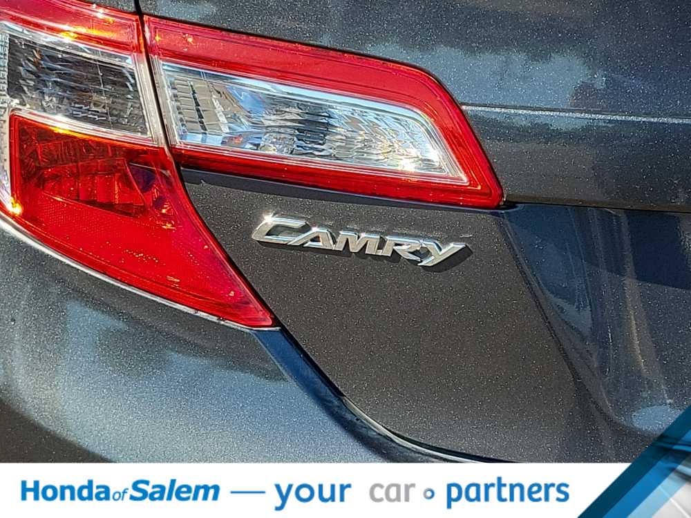 Thumbnail: 2012 Toyota Camry - 7