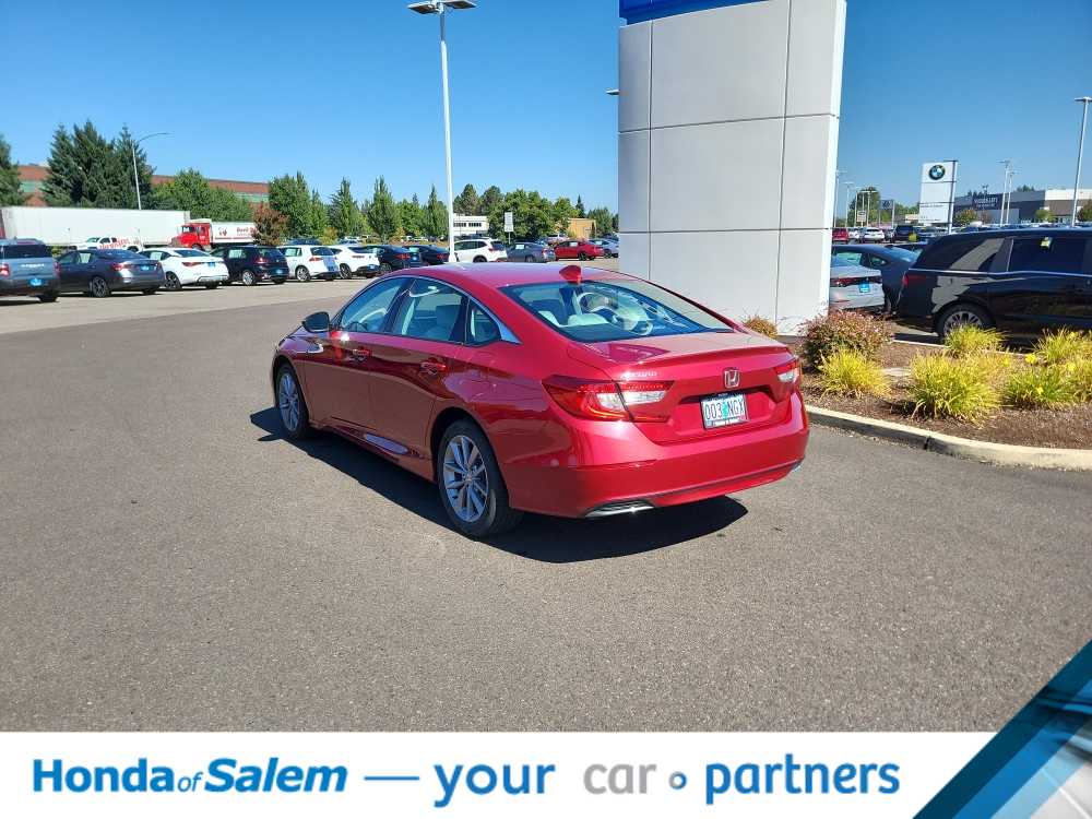 2022 Honda Accord LX photo 4