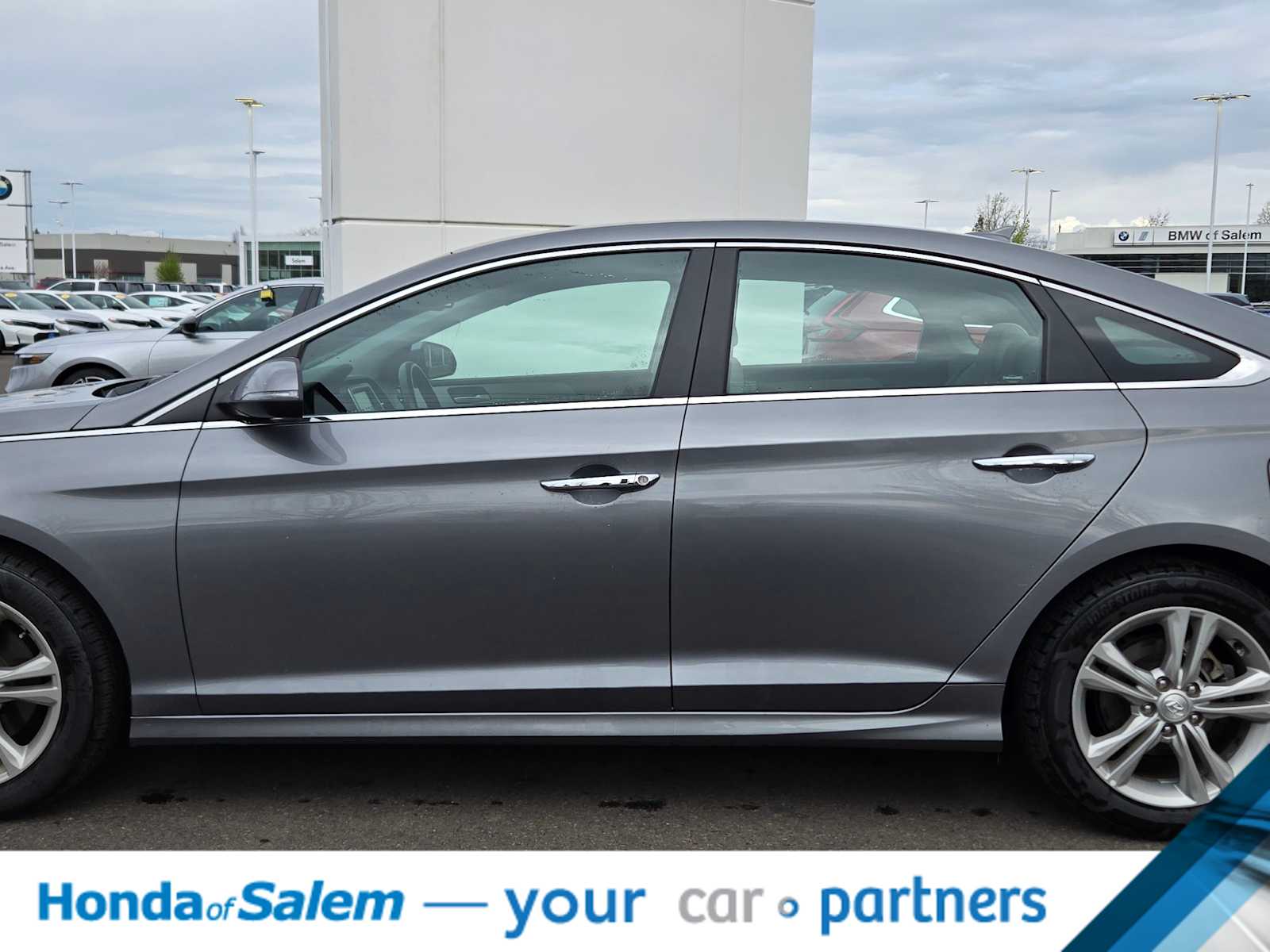 Thumbnail: 2019 Hyundai Sonata - 3