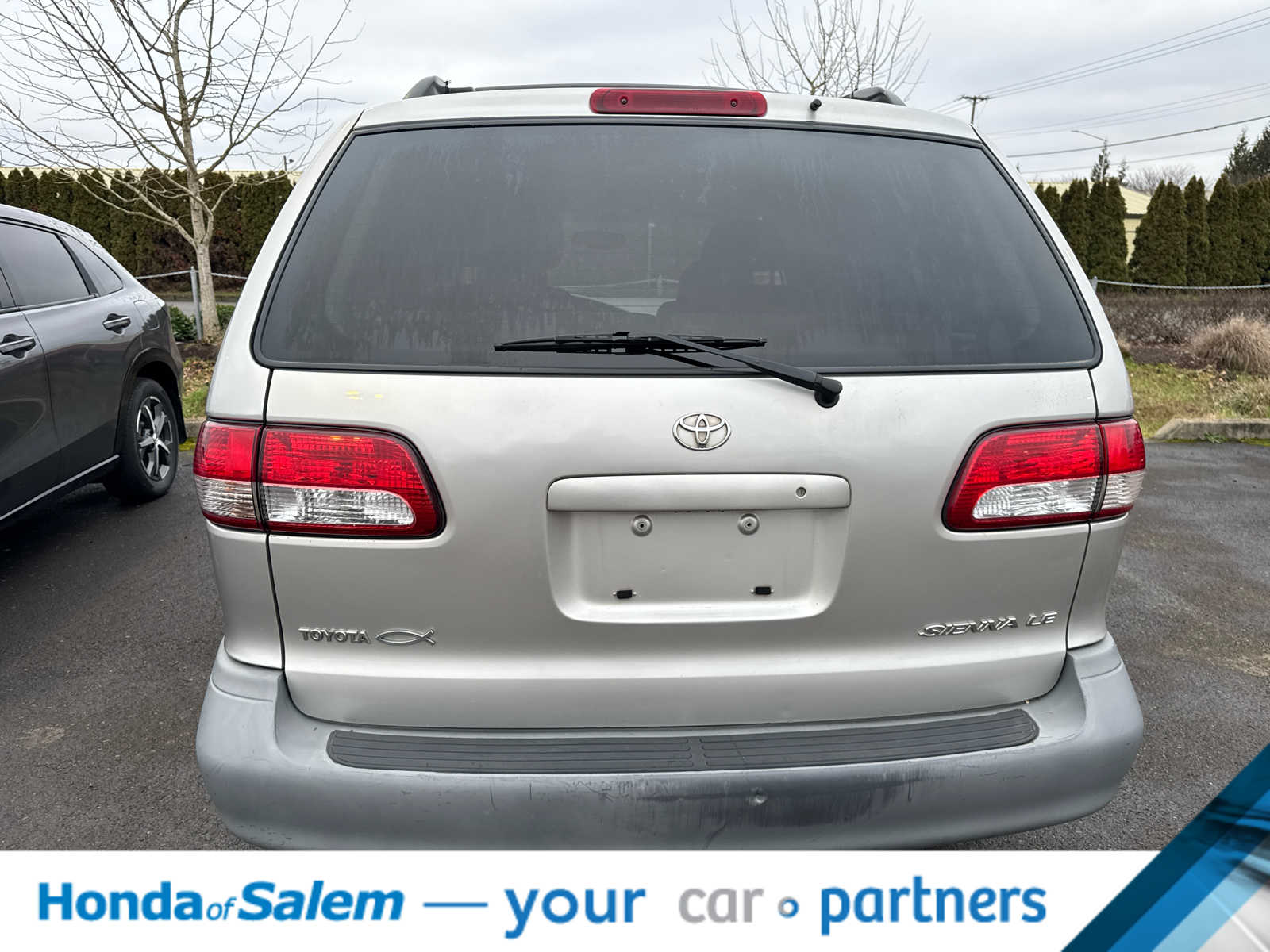 Thumbnail: 2001 Toyota Sienna - 6