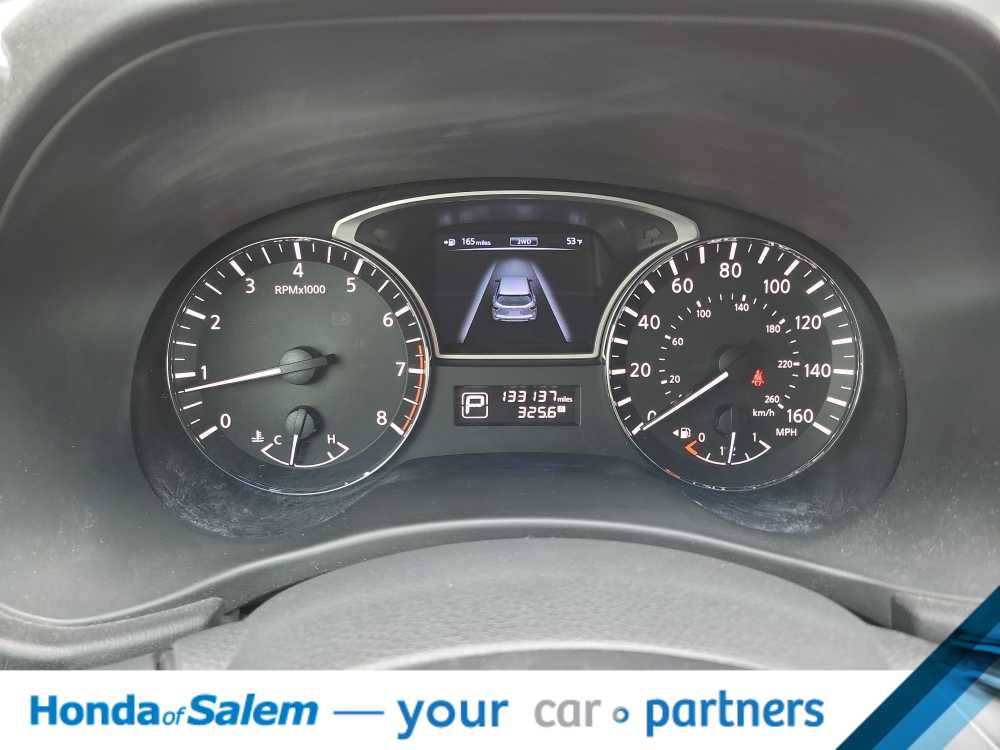 Thumbnail: 2013 Nissan Pathfinder - 18