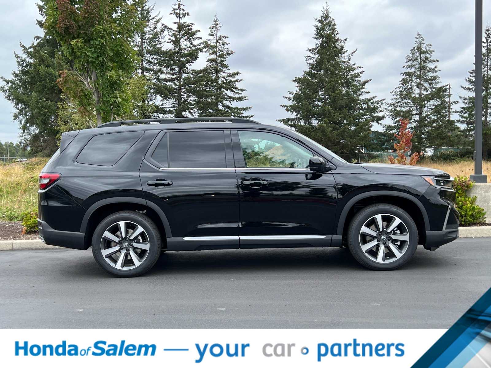 Thumbnail: 2025 Honda Pilot - 8