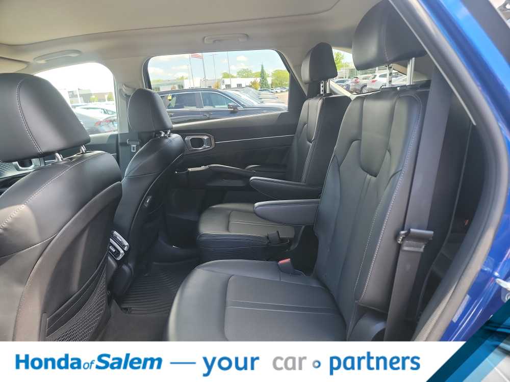 Thumbnail: 2021 Kia Sorento - 13