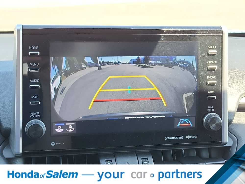 Thumbnail: 2022 Toyota RAV4 - 25