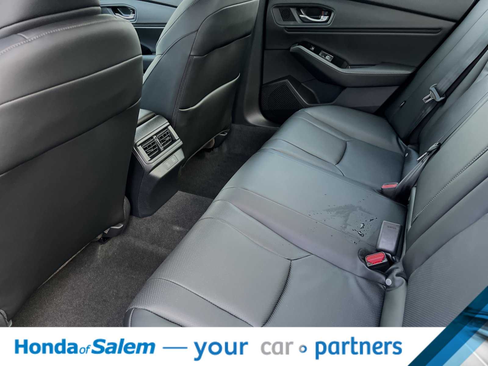 2025 Honda Accord Hybrid Touring photo 3