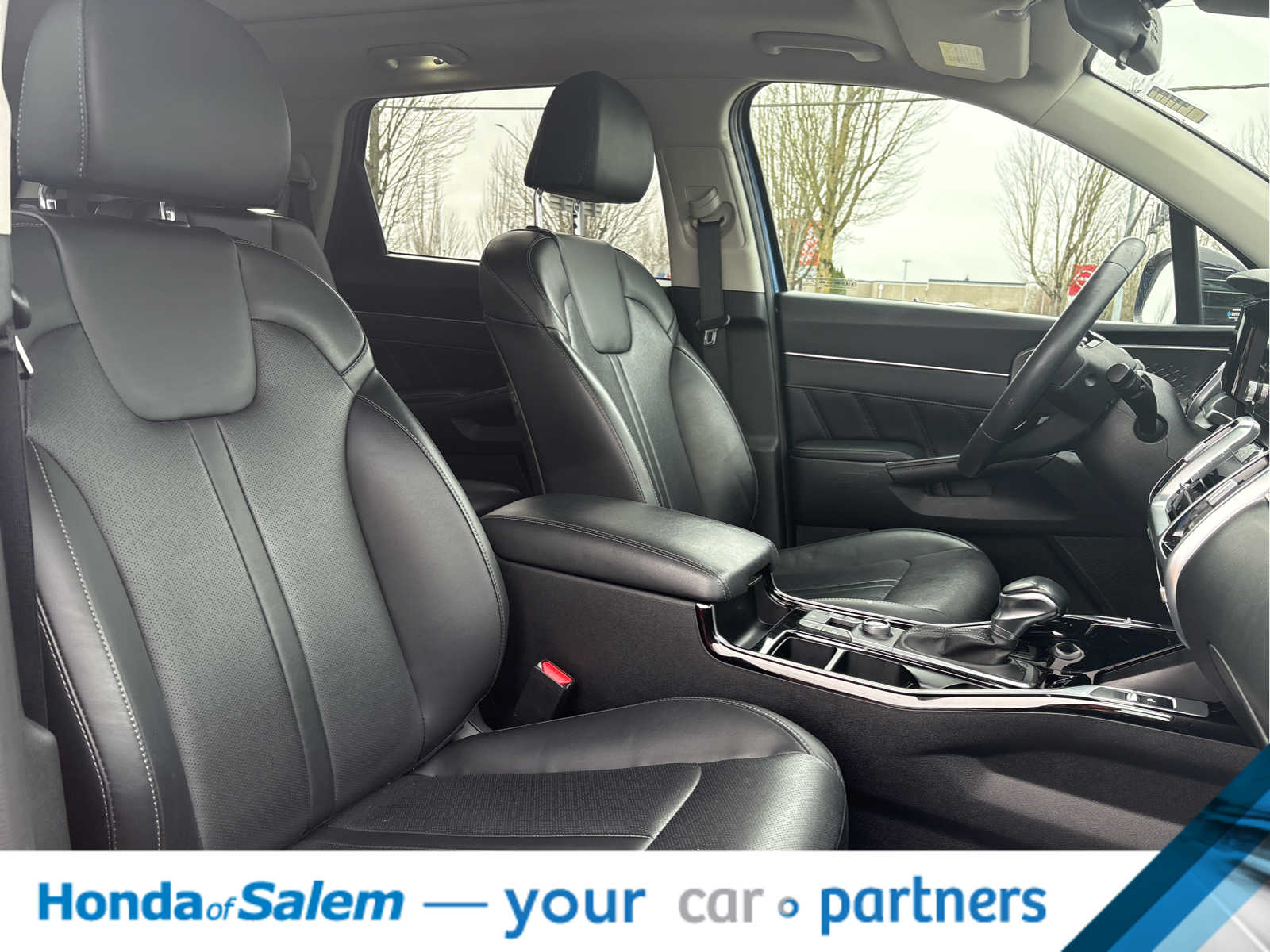 Thumbnail: 2021 Kia Sorento - 8