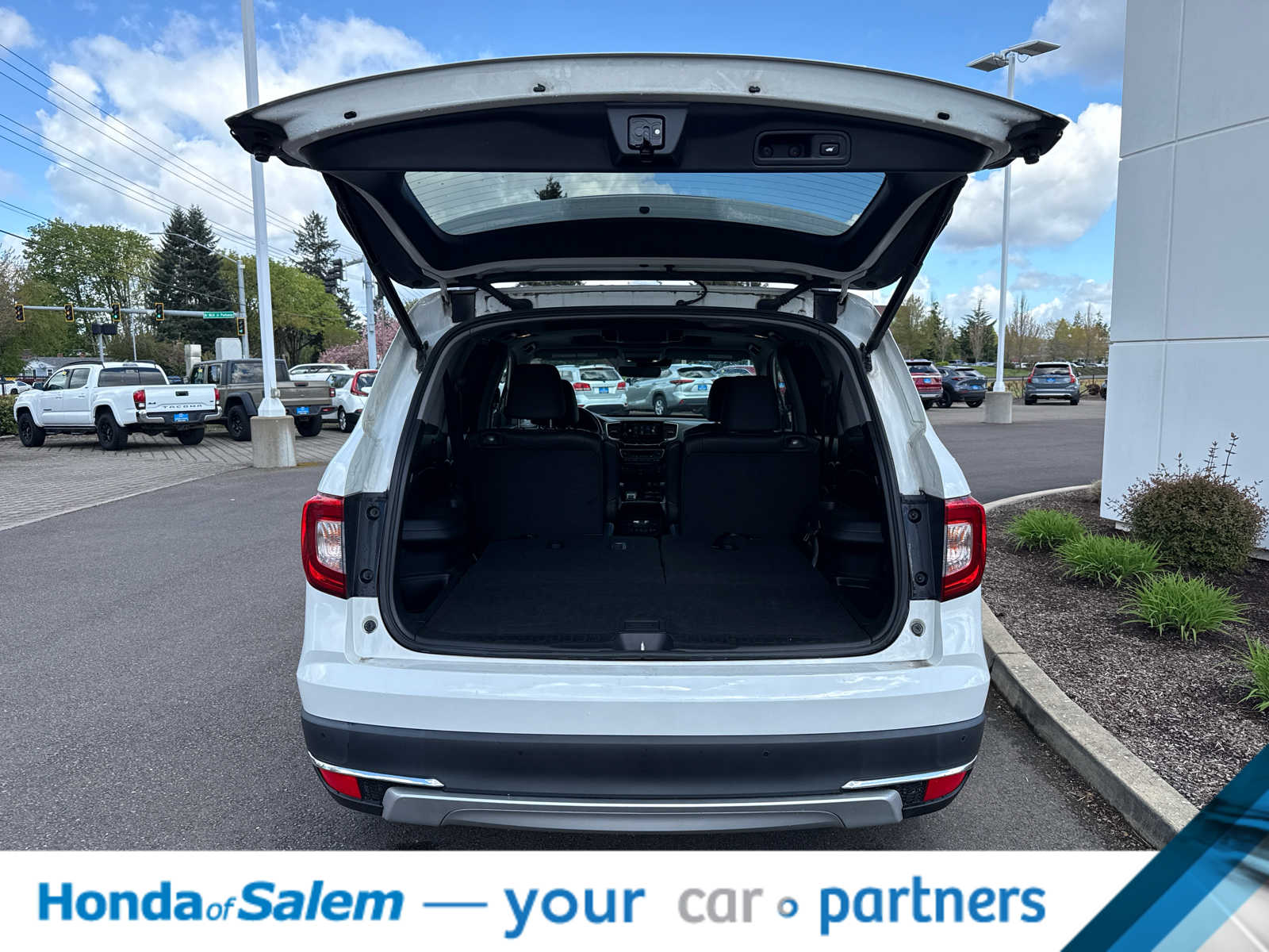 Thumbnail: 2021 Honda Pilot - 17