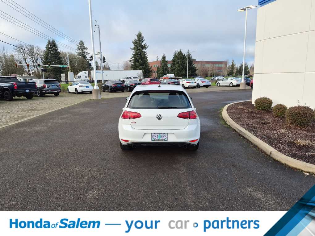 Thumbnail: 2017 Volkswagen Golf - 5