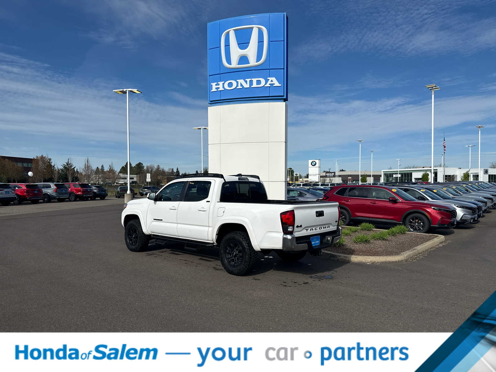 Thumbnail: 2021 Toyota Tacoma - 4