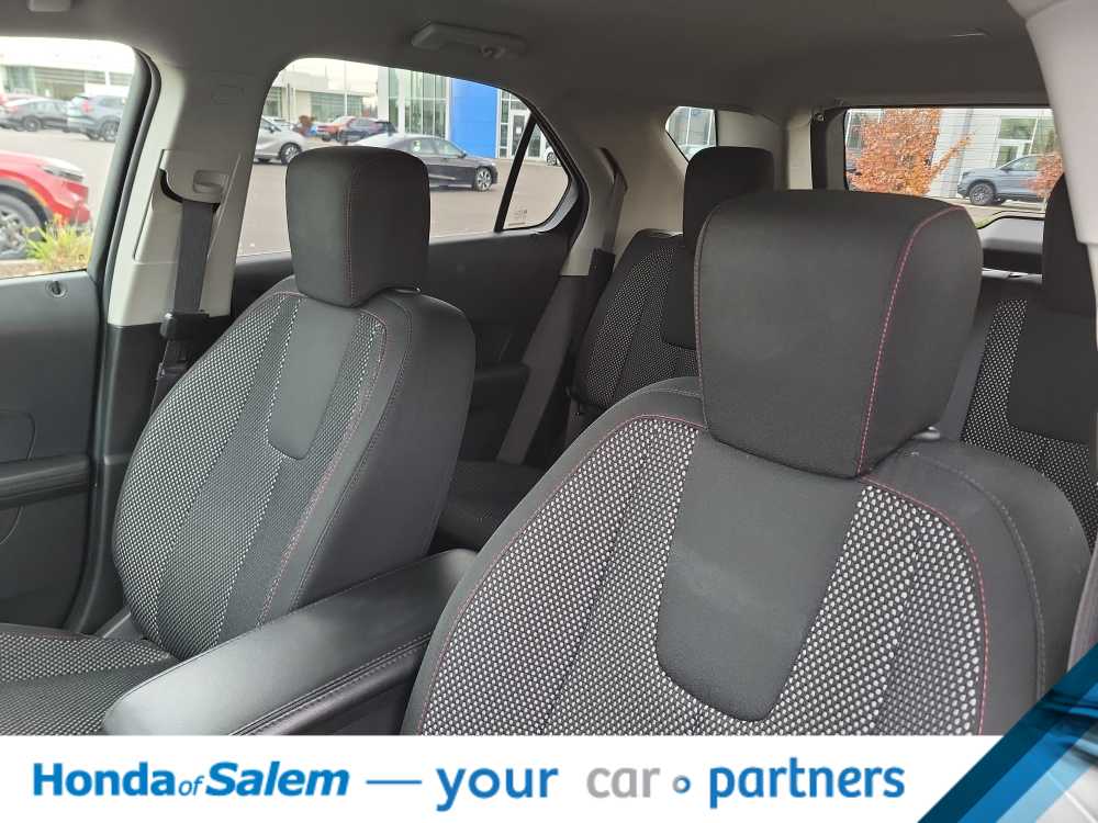 Thumbnail: 2016 Chevrolet Equinox - 11