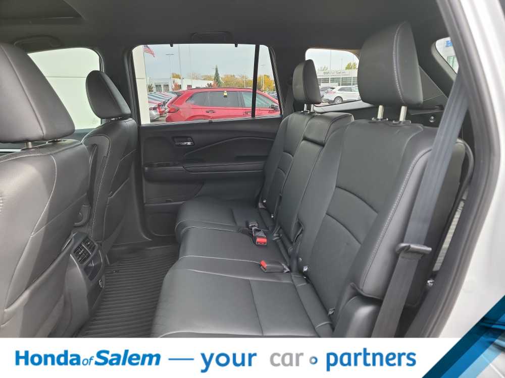 Thumbnail: 2019 Honda Passport - 13