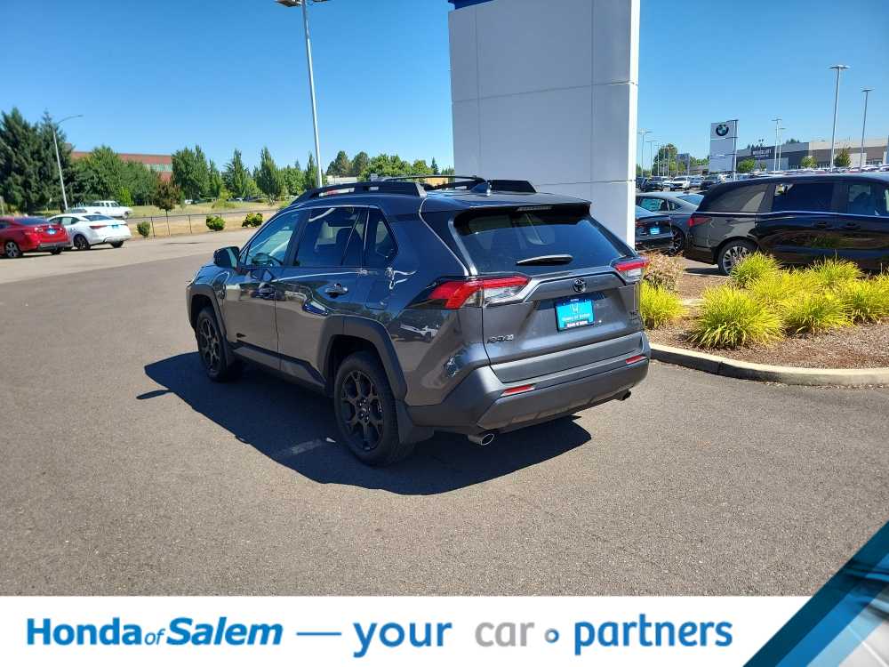 Thumbnail: 2022 Toyota RAV4 - 4