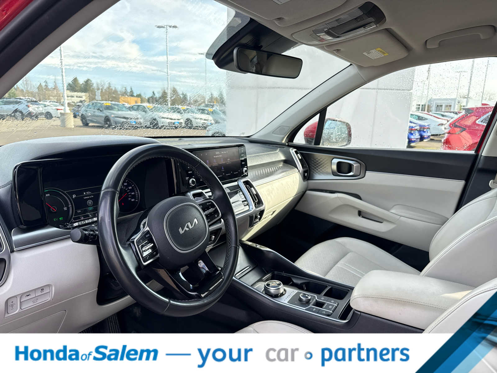 Thumbnail: 2023 Kia Sorento - 2