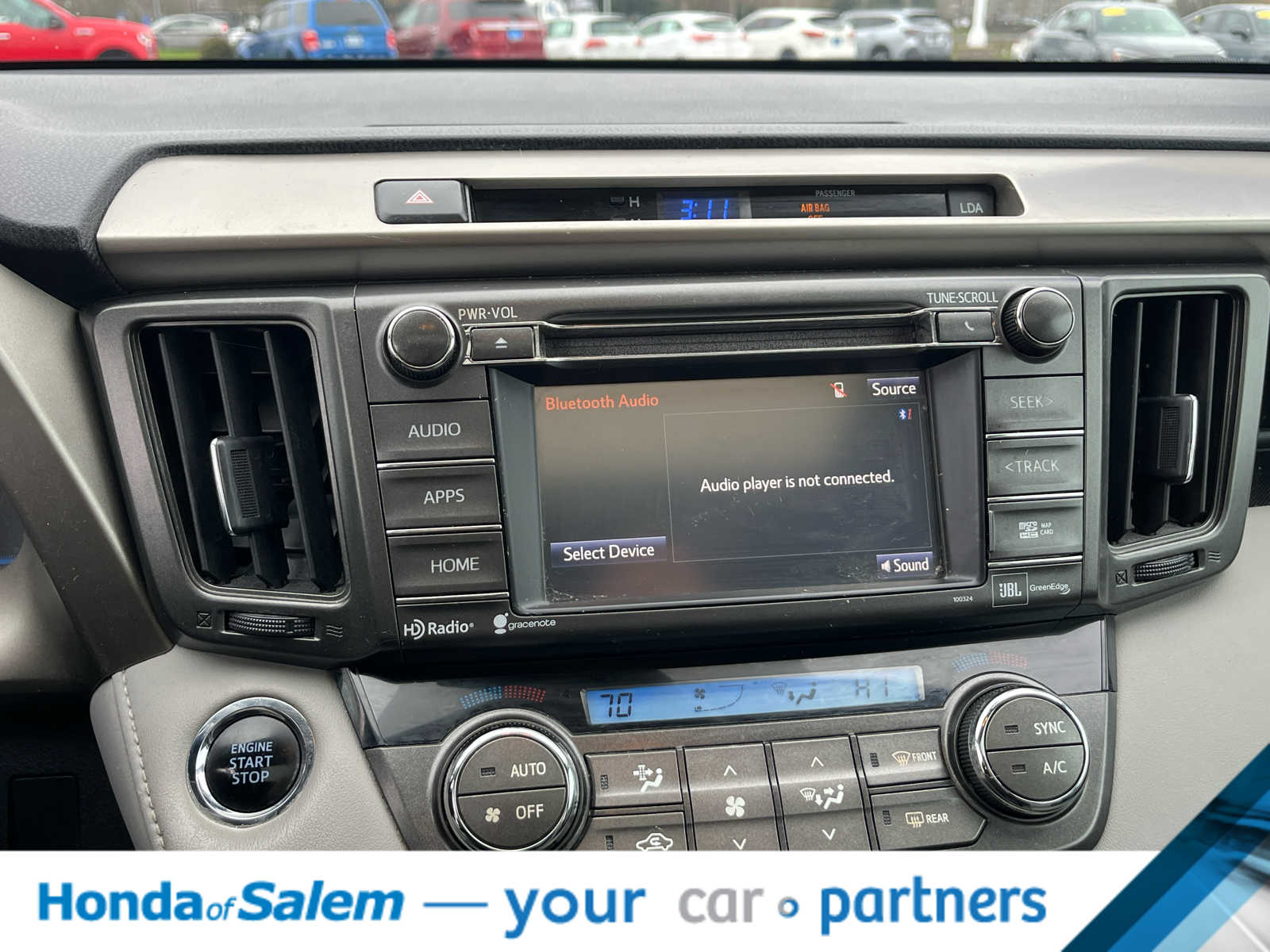 Thumbnail: 2015 Toyota RAV4 - 16