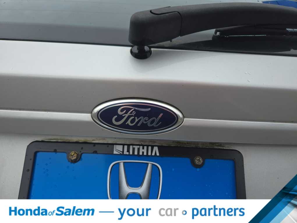 Thumbnail: 2015 Ford Fiesta - 16