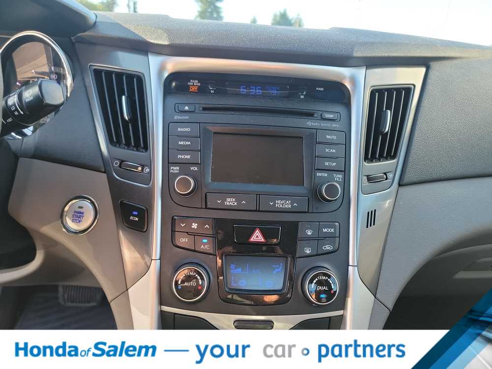 Thumbnail: 2014 Hyundai Sonata - 16