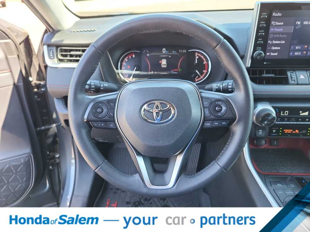 Thumbnail: 2022 Toyota RAV4 - 15