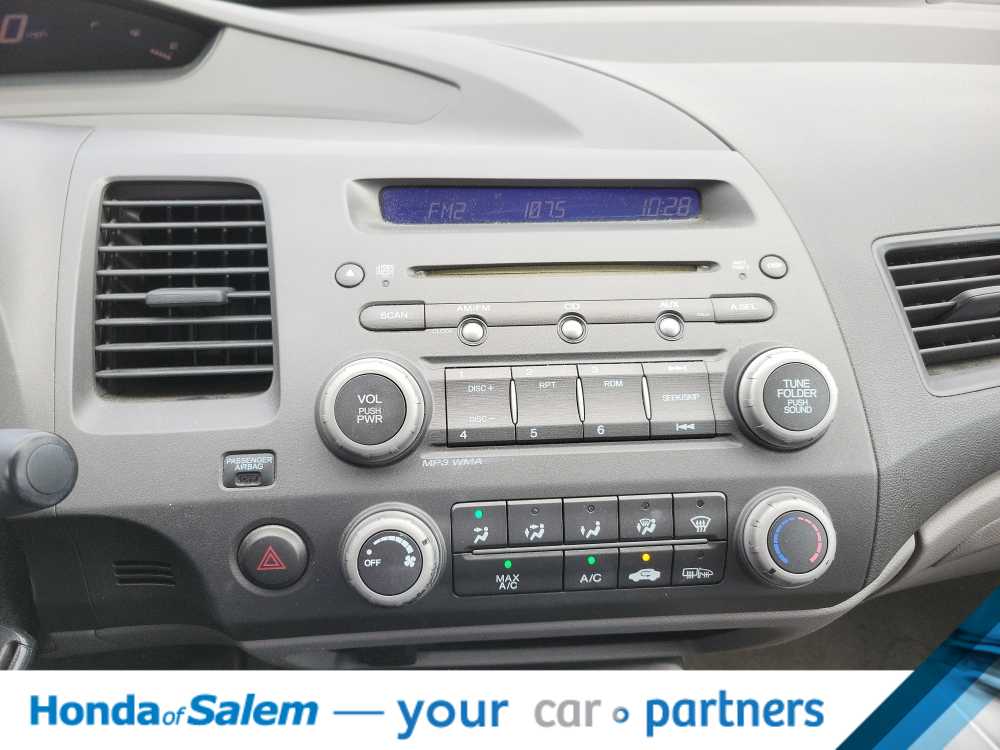 Thumbnail: 2010 Honda Civic - 16