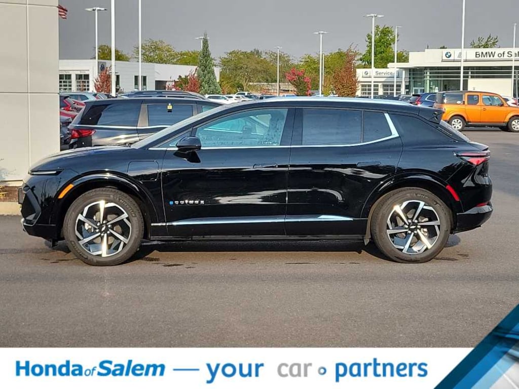 Used 2024 Chevrolet Equinox EV LT w/2LT SUV