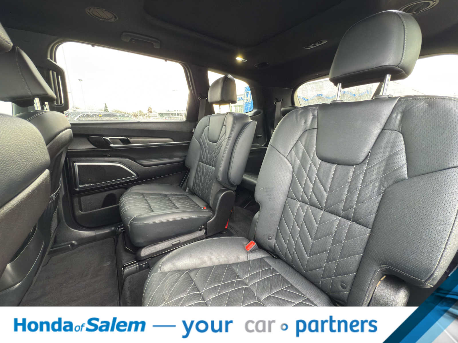 Thumbnail: 2023 Kia Telluride - 15