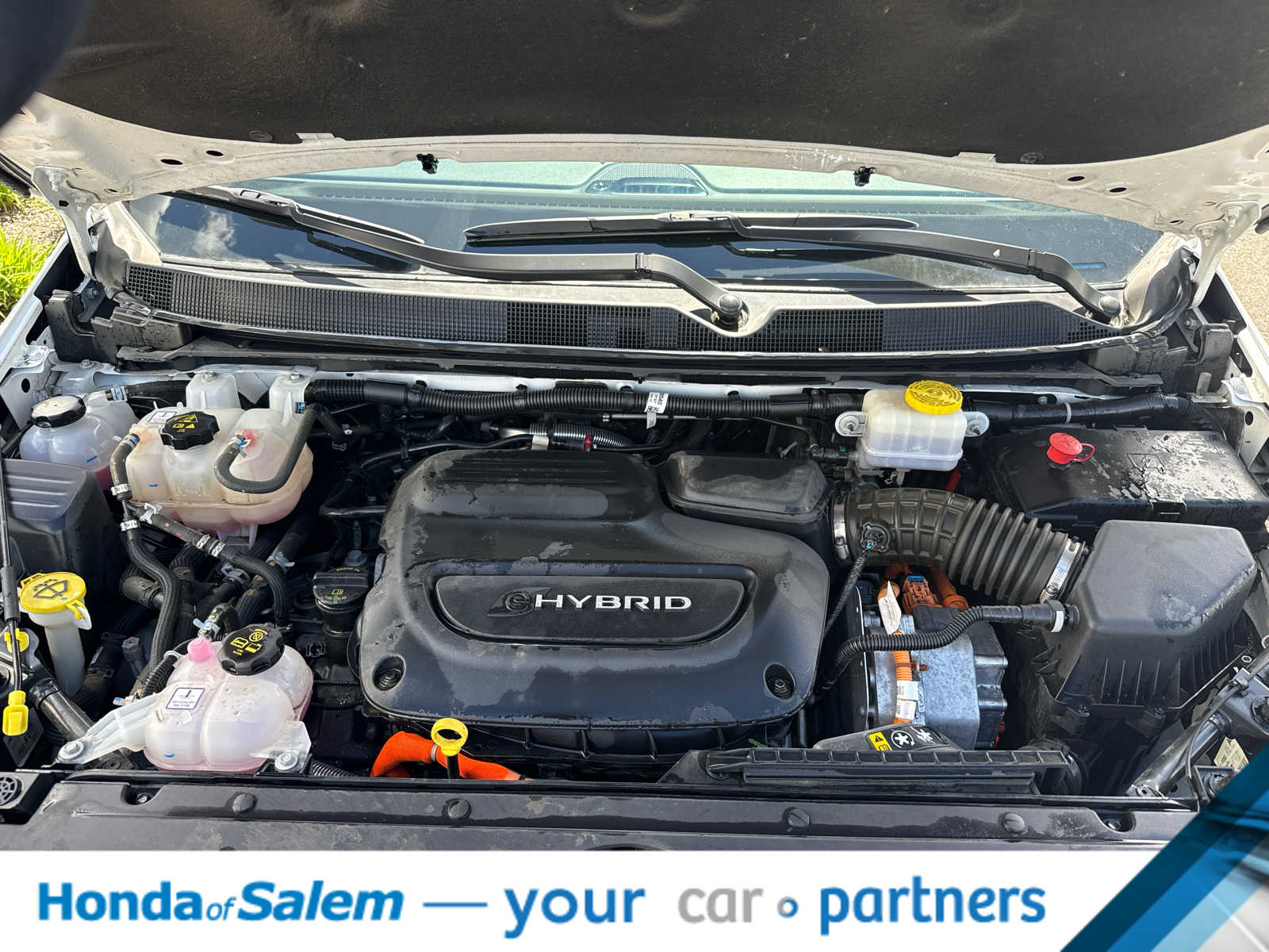 Thumbnail: 2024 Chrysler Pacifica - 9