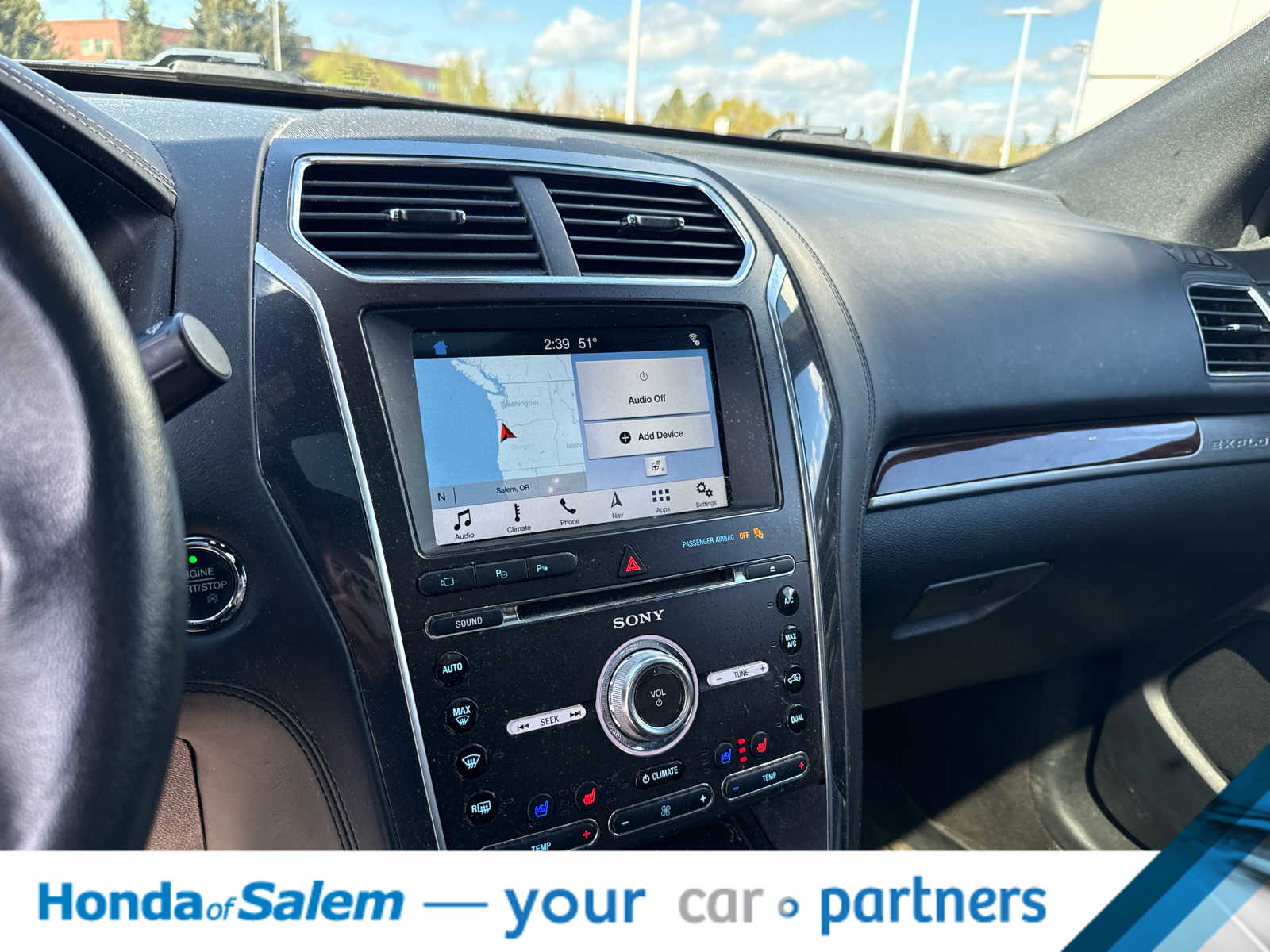 Thumbnail: 2018 Ford Explorer - 16