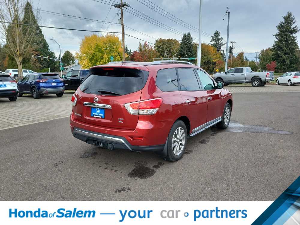 Thumbnail: 2013 Nissan Pathfinder - 22