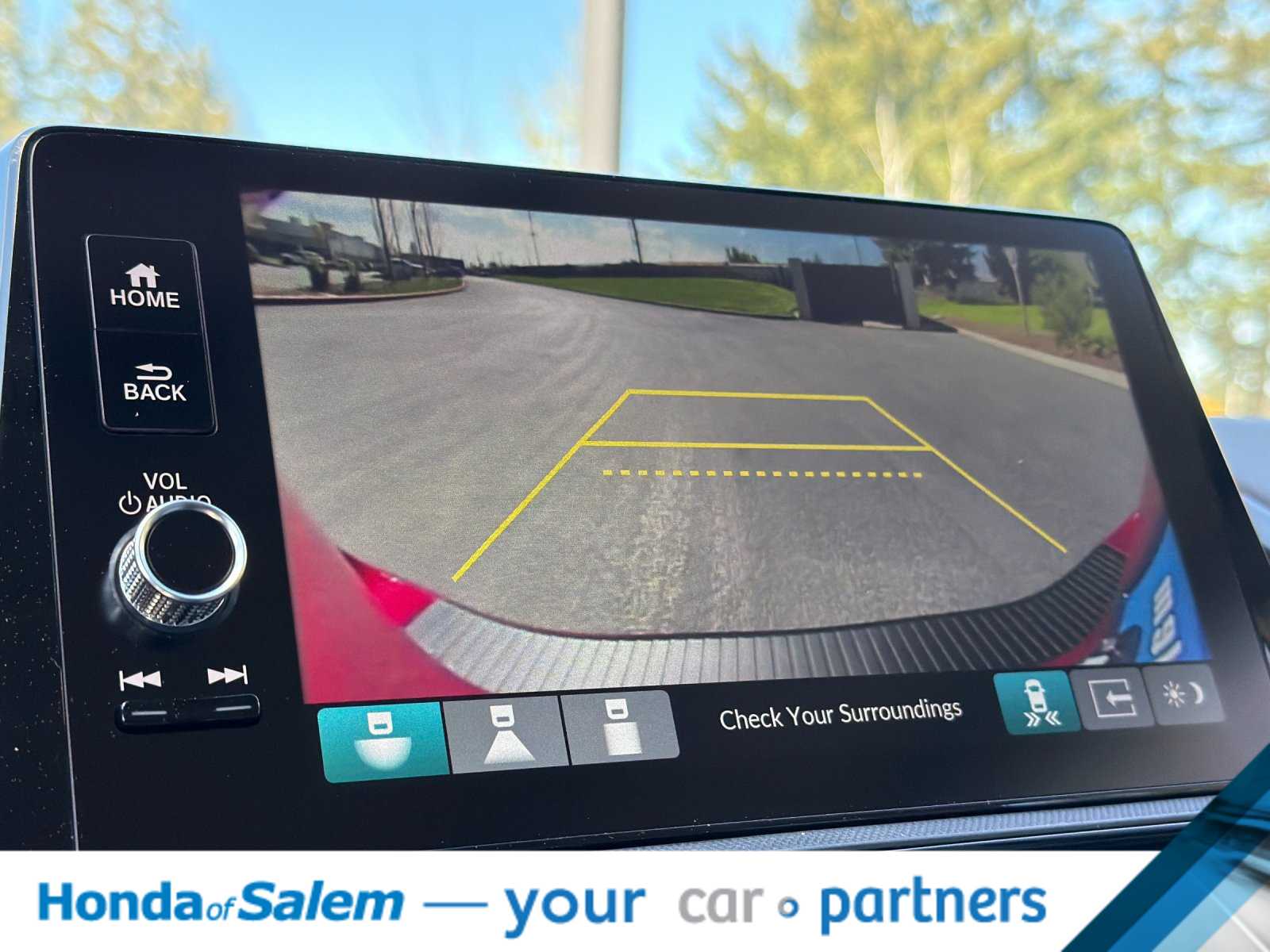 Thumbnail: 2026 Honda Odyssey - 23