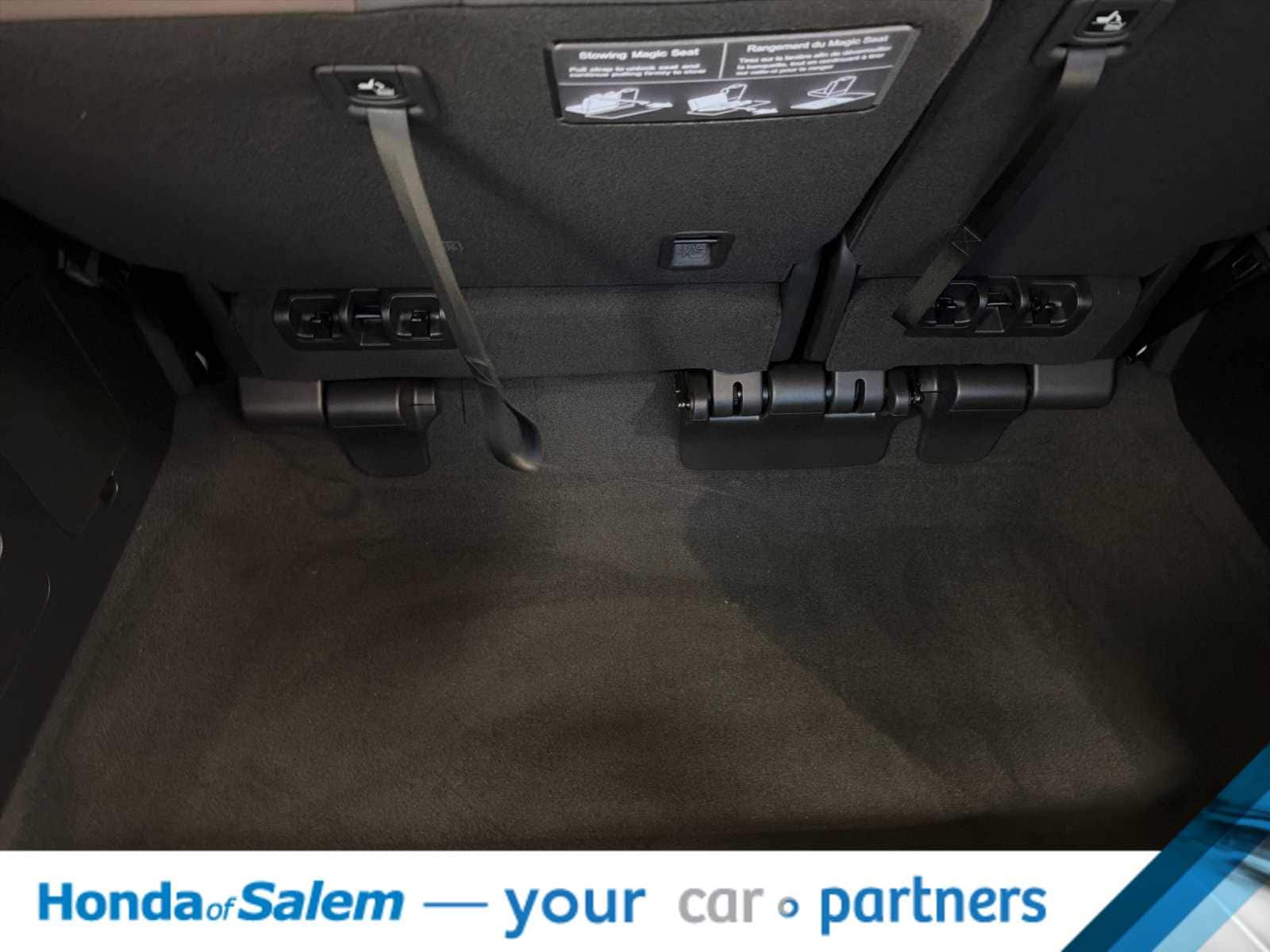 Thumbnail: 2026 Honda Odyssey - 17