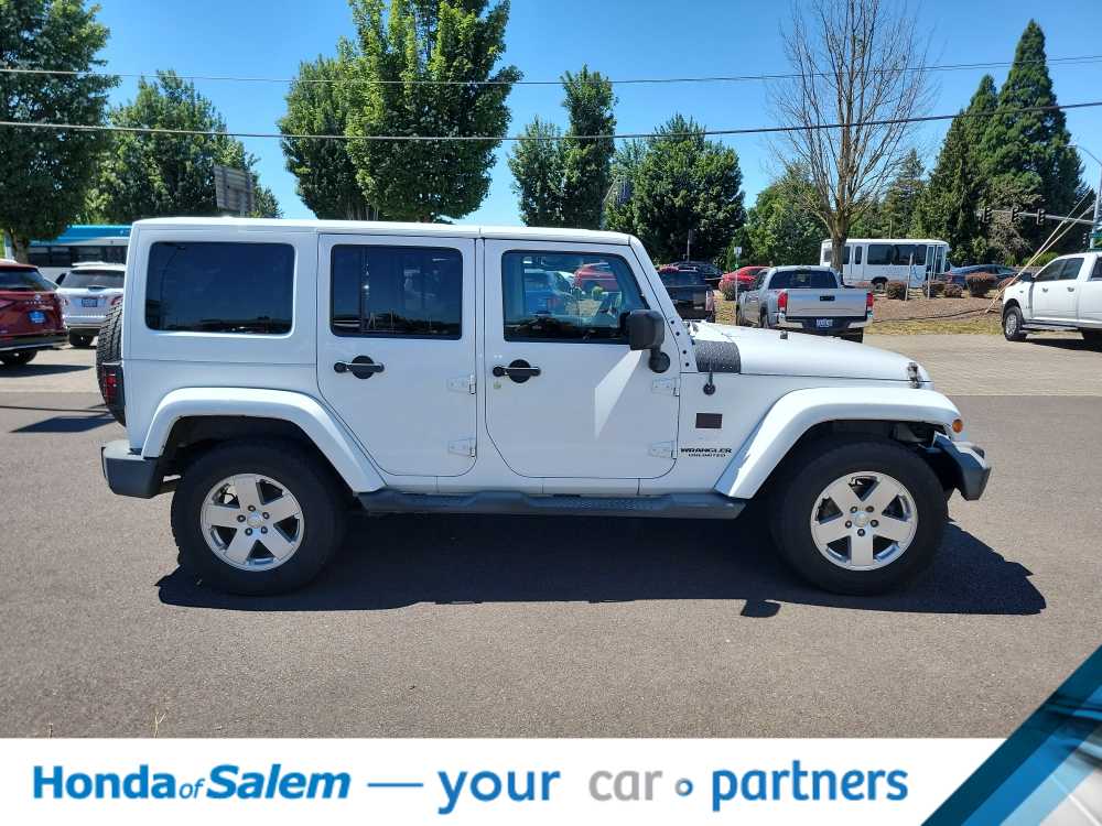 Thumbnail: 2012 Jeep Wrangler - 22