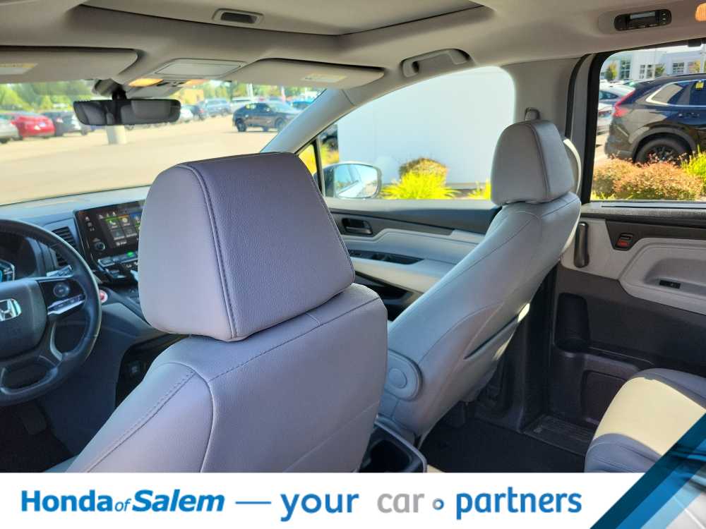 Thumbnail: 2020 Honda Odyssey - 12