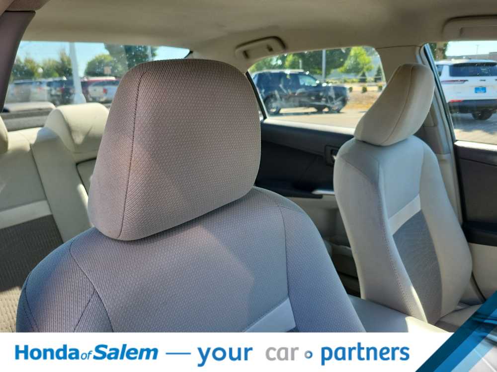 Thumbnail: 2012 Toyota Camry - 14
